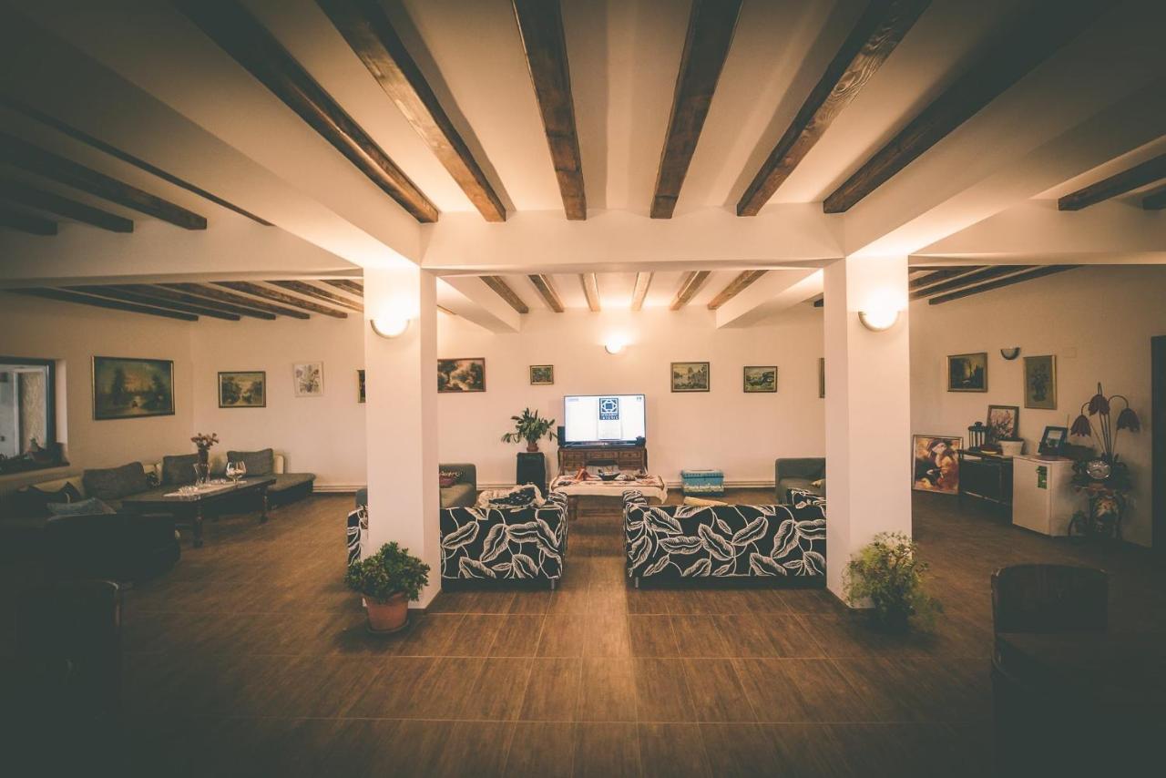 Casa Vera, Tudor Vladimirescu تولتشيا المظهر الخارجي الصورة